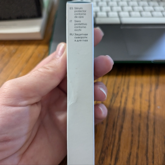 QMS Medicosmedics Epigen Depuff Pollution Shield .50fl.oz. 15mL - Picture 4 of 6